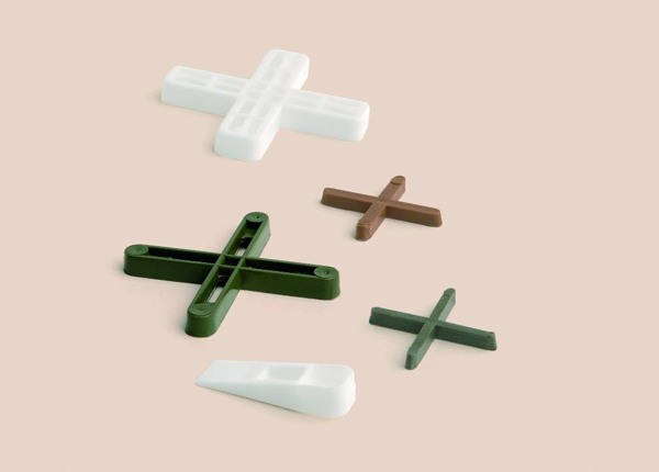 Cruzetas e Cunhas para a construção